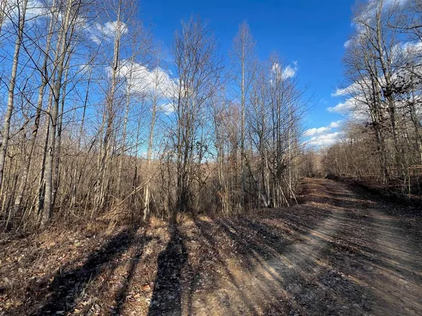 2670 Raider Hollow Rd #&-12, Munfordville, KY 42765