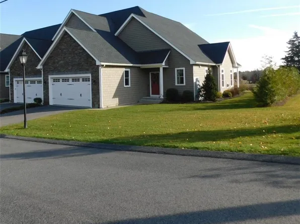 16D Wheeler Ln, Hope Valley, RI 02832