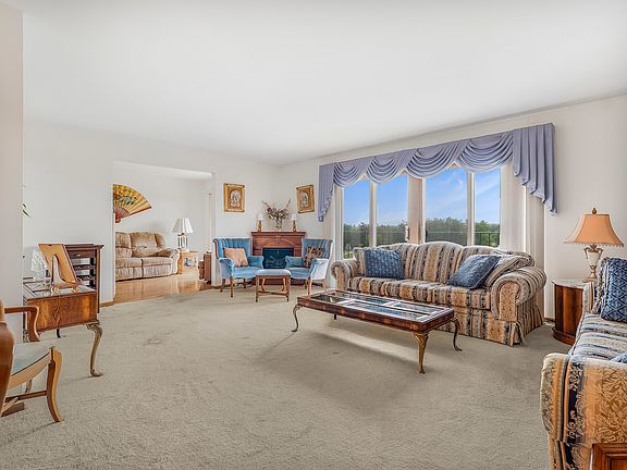 4th image of 6800 N Harlem Ave APT 501