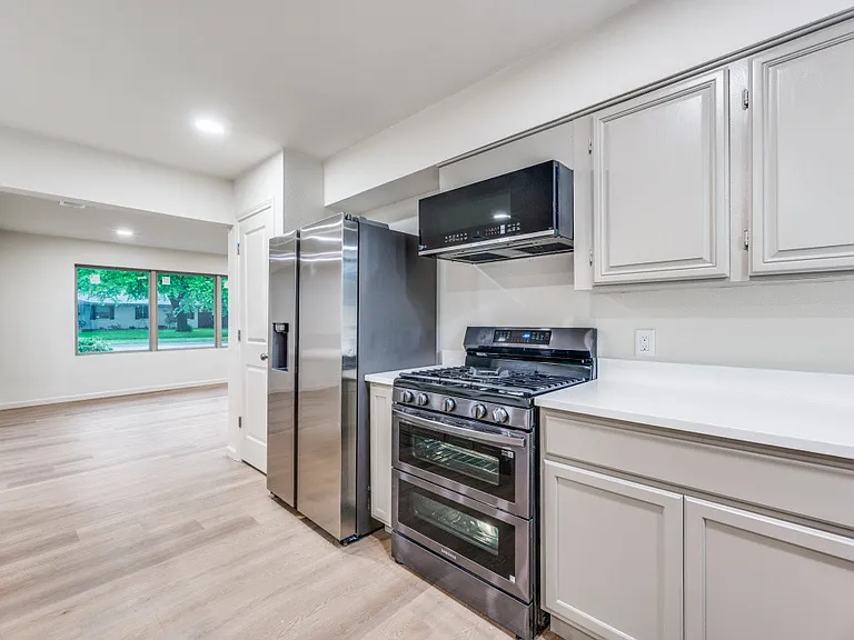 2656 Danny Ln — Photo 4