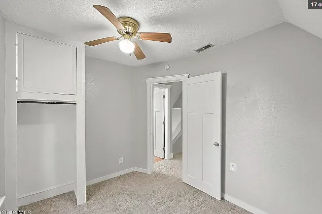 1219 Colburn St — Photo 17