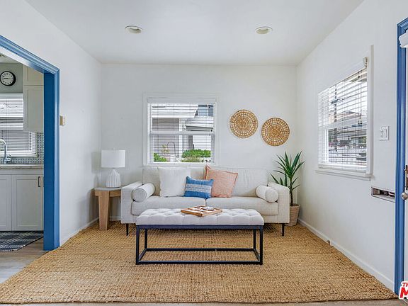 4th image of 1025 2nd St