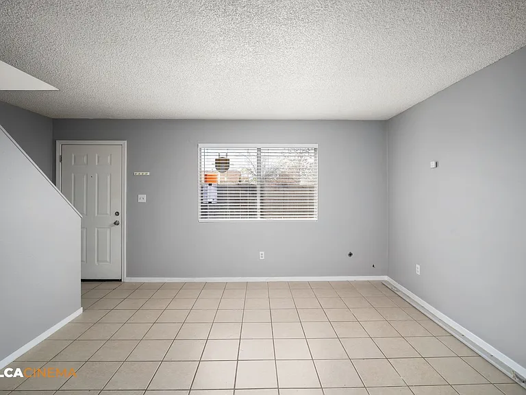 322 Decatur St — Photo 2