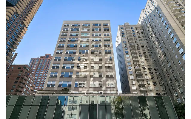 Rented by Douglas Elliman | media 6