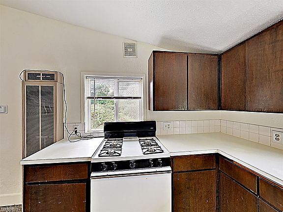 5th image of 27031 128th Pl SE APT A