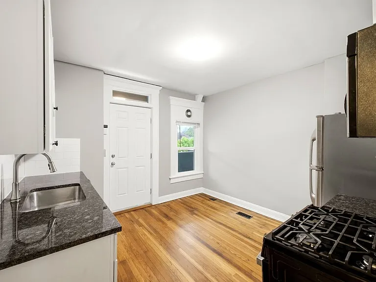 342 Taylor Ave — Photo 13