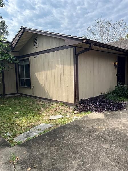 1st image of 4090 SE 20th Ter