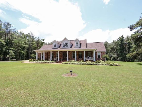 3rd image of 1450 County Road 704