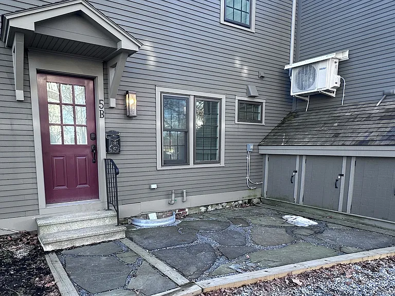 5 E Center St #B — Photo 2