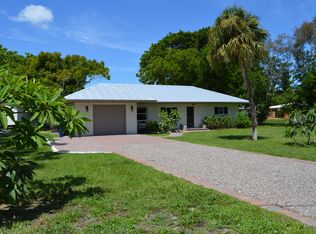 511 Dona Dr, Nokomis, FL 34275