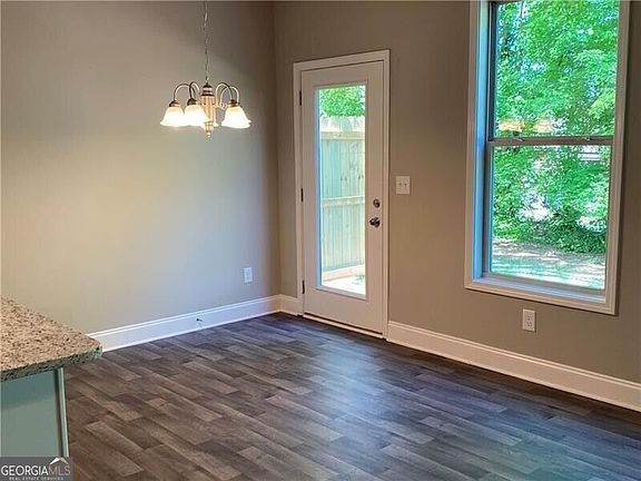 5th image of 9 Richardson St #C