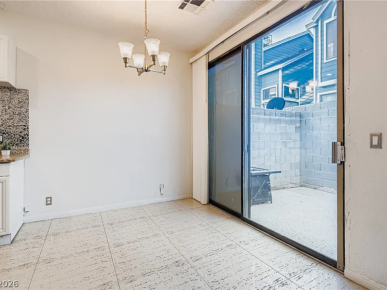 3217 Symphony Dr — Photo 7