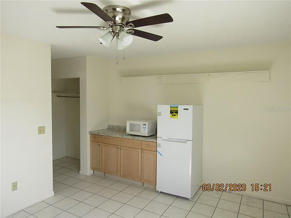 4th image of 1111 Cypress Gardens Blvd APT 1