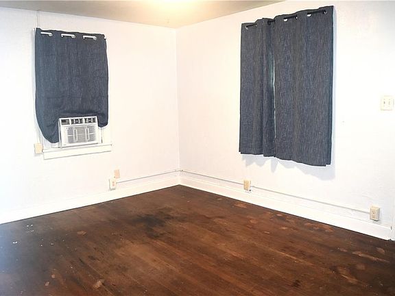 4th image of 436 Seminole Rd