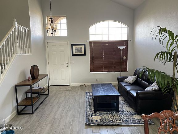 5th image of 2457 E Jasper Dr