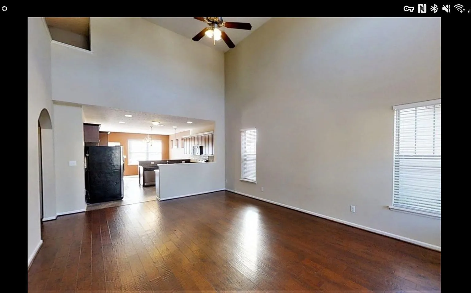 3 bed, 2093 sqft, $2,000 — Photo 3