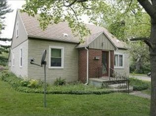 3804 Oakland Dr, Kalamazoo, MI 49008