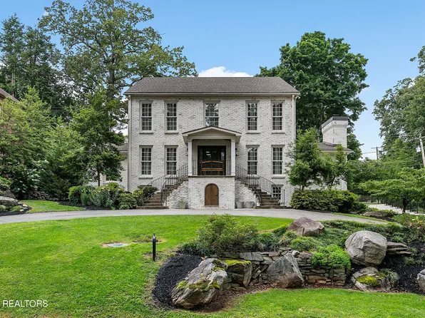 647 Kenesaw Ave, Knoxville, TN 37919