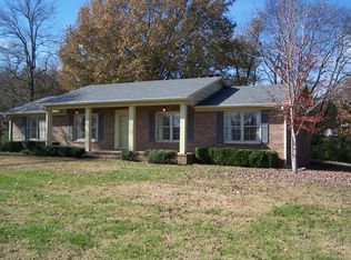 1301 Jackson Dr, Pulaski, TN 38478