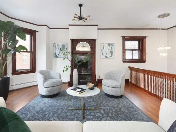 34 Myrtle St APT 5, Boston, MA 02114