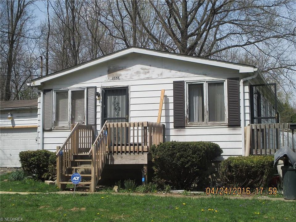 1st image of 2858 Mariner Ave