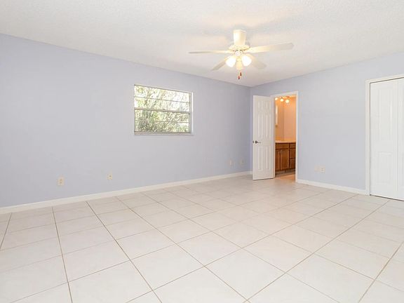 2nd image of 6117 Macarthur Way