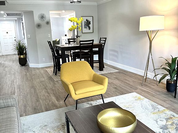 3rd image of 1501 Cayman Way #E3