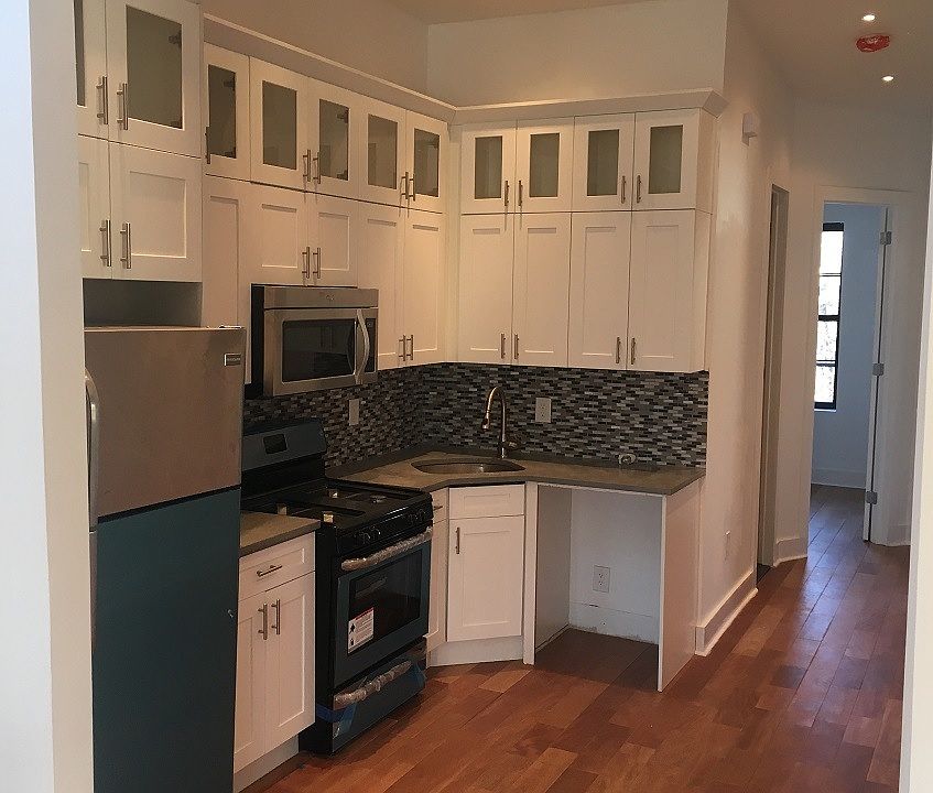 2nd image of 1943 Atlantic Ave #2