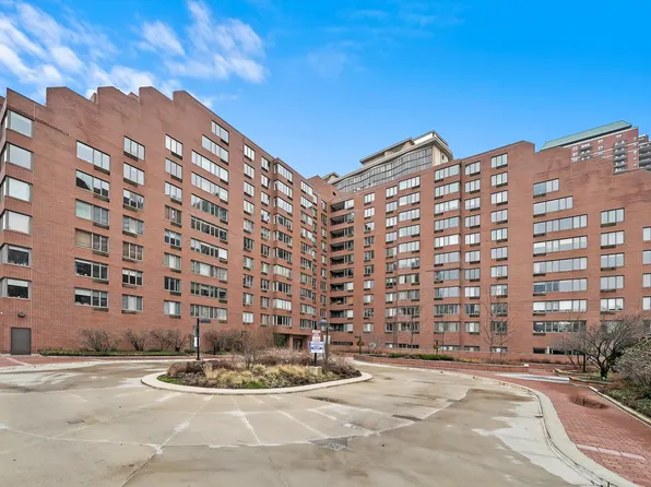 801 S Plymouth Ct APT 211, Chicago, IL 60605