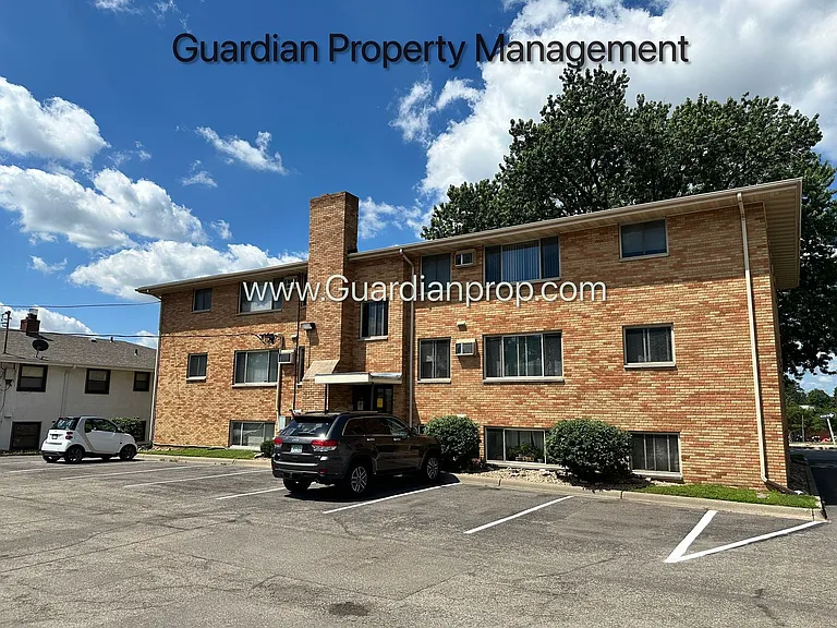 7521 Penn Ave S #1 — Photo 4