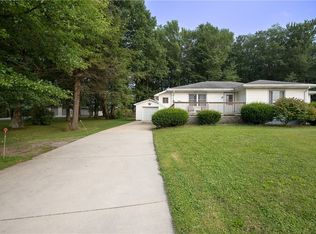 1784 Stoystown Rd, Friedens, PA 15541