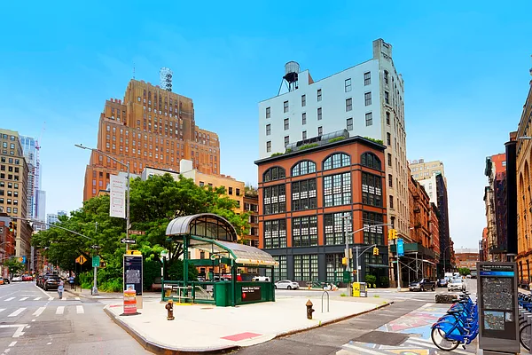 Rented by SP Realty | media 41