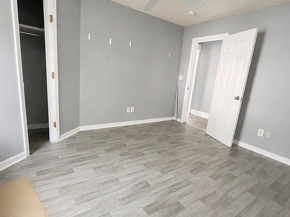 5th image of 402 Arthur St