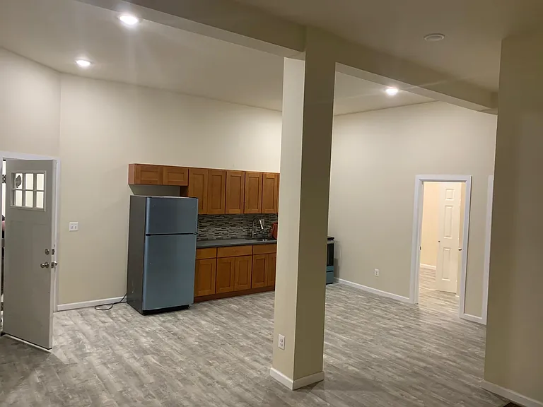 4832 Longshore Ave #1 — Photo 8