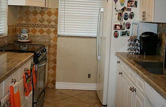 4th image of 5225 NE 6th Ave