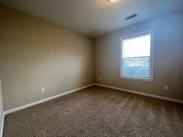 2338 Alfred Cir — Photo 12