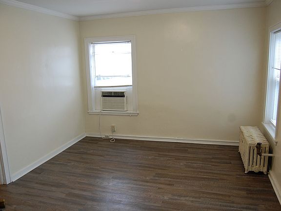 2nd image of 1739 G St #C1