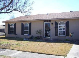 2940 Penwood Dr, Gretna, LA 70056