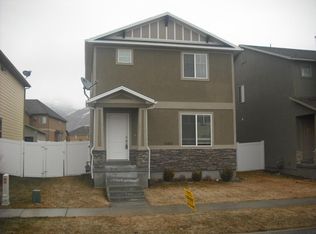 1482 W Mare Dr, Farmington, UT 84025