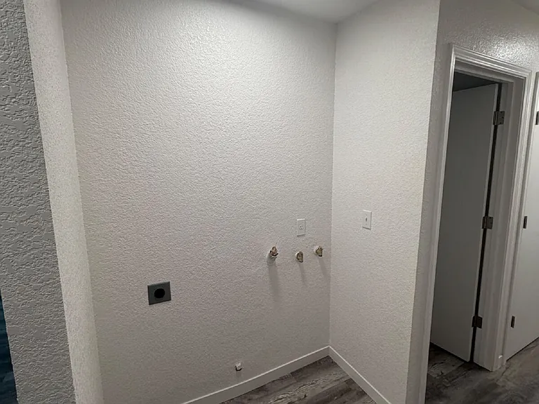 412 N St — Photo 14