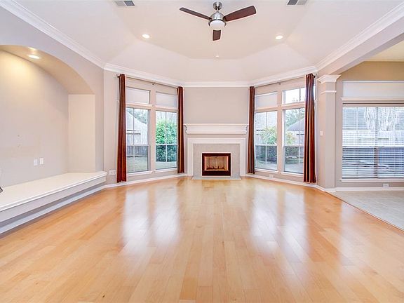 5th image of 12119 Pine Brook Dr