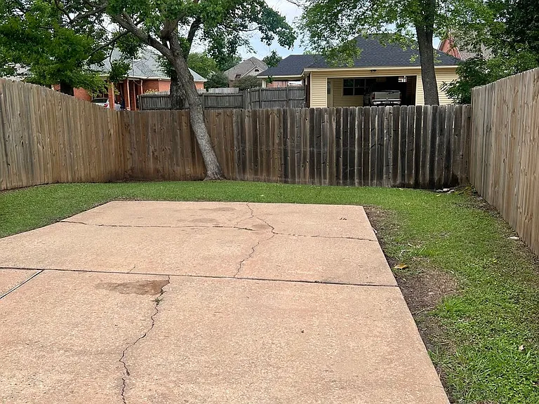 8706 Twelve Oaks Ln — Photo 14