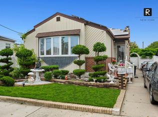 1315 E 104th St, Brooklyn, NY 11236