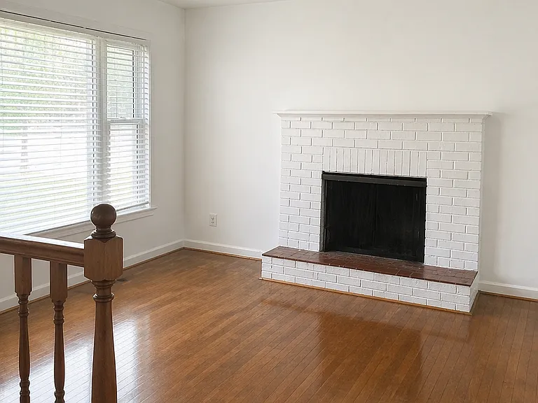 7001 Evergreen Dr — Photo 3