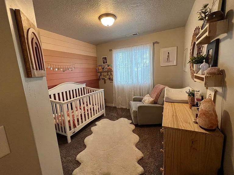 267 E Cordoba Dr — Photo 16