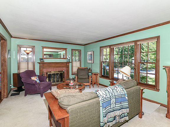 3rd image of 2421 Ryan Dr