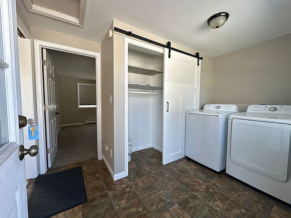 4th image of 1911 Lake Otis Pkwy