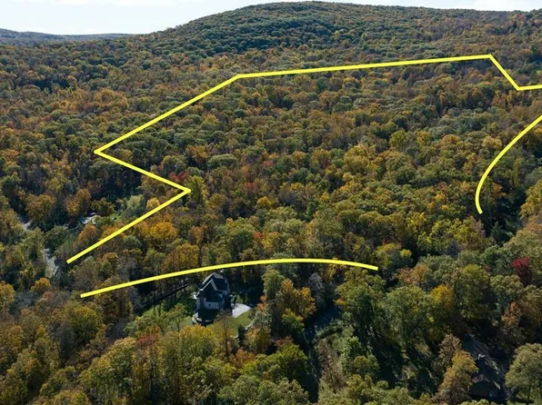 11 Hocks Lane, Hopewell Junction, NY 12533