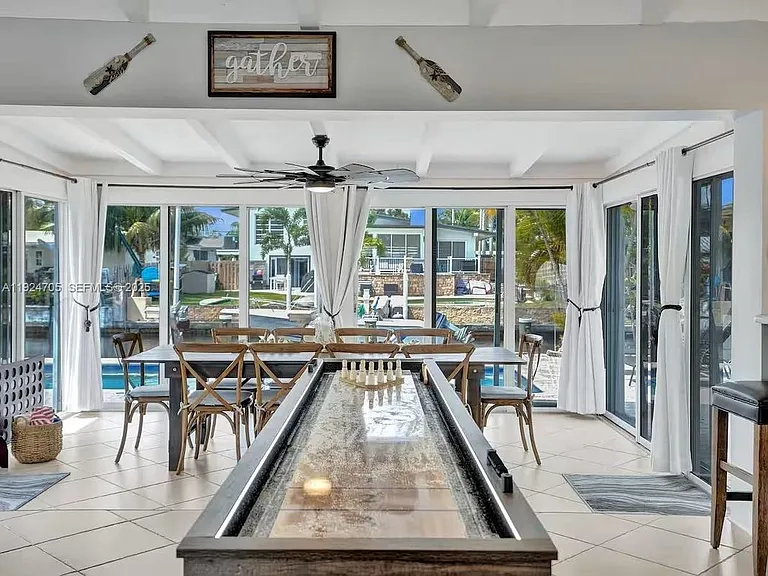 2525 Gulfstream Ln #HOME — Photo 3