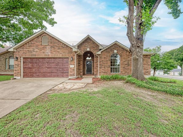 1016 Apache Oaks Dr